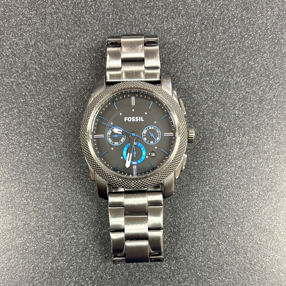 Fossil Men's Gray Watch with Blue Accents: FS4931